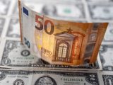L'euro s'échange désormais à moins d'un dollar