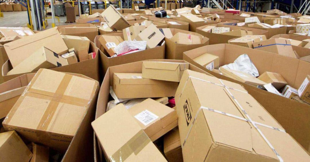 L’émergence des ventes de colis perdus en France