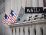 Wall Street finit en hausse, l'inflation conforme aux attentes