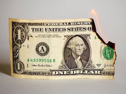 USD/JPY: Le taux de change reste neutre en attente des NFPs.