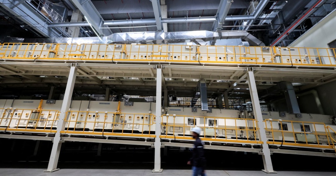 Prime de 1 000 € dès octobre pour les voitures électriques à batteries locales
