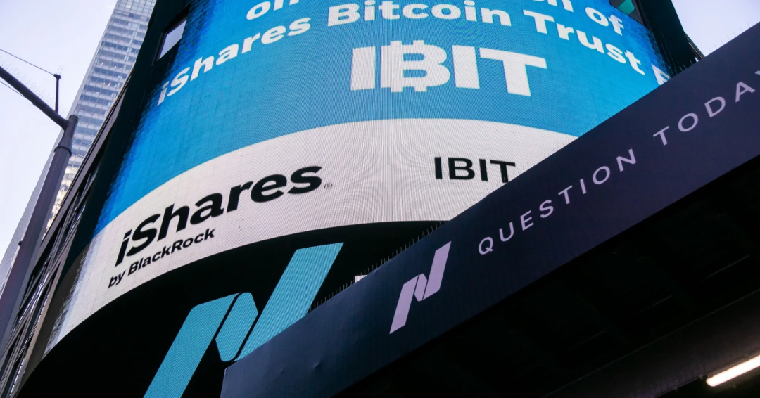 BlackRock propulse son ETF Bitcoin au sommet en un temps record