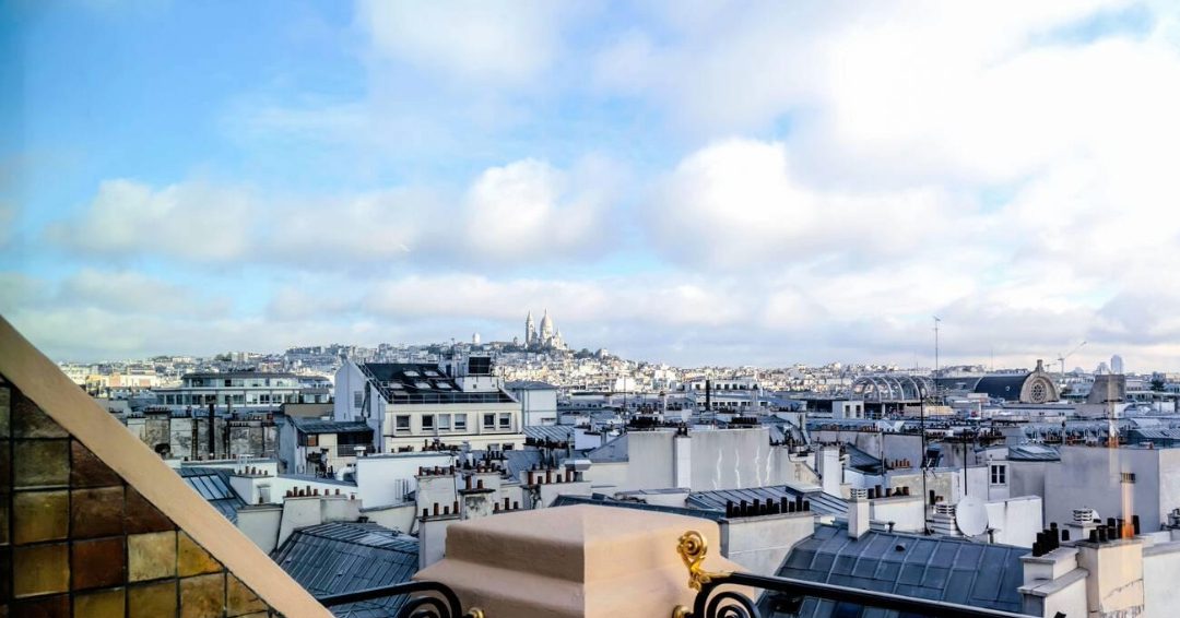 Baisse des ventes immobilières et déclin des prix à Paris en 2024