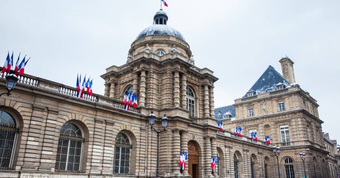 Le Sénat fait barrage à la taxation des superprofits