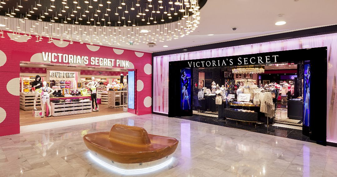 Victoria’s Secret revient à la séduction, le rebranding féministe ne séduit pas les affaires
